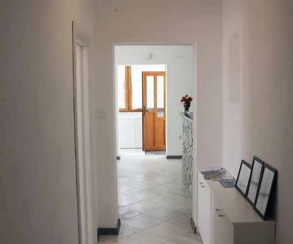 Apartman Mario *